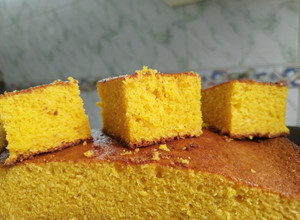 Una foto de Torta de naranja y zanahoria en licuadora 🥕😋 húmeda y rica, ideal para un mate en la tarde 🤭