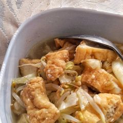 A picture of Tofu Cabbage and Bean Sprout Stir Fry.