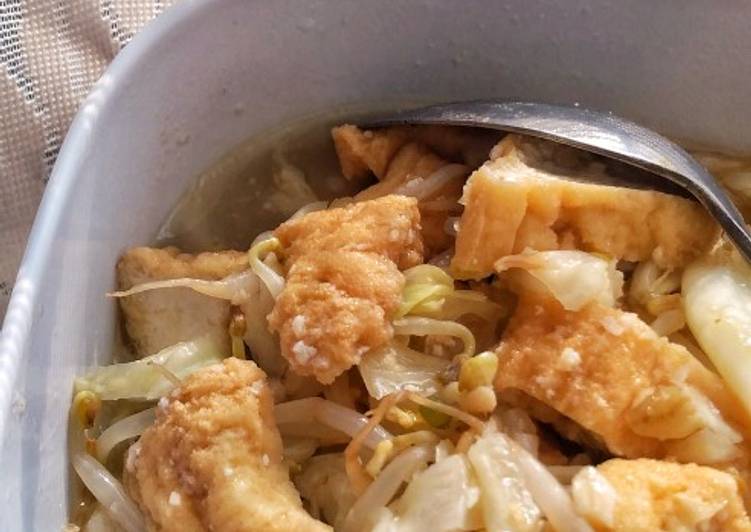 Tofu Cabbage and Bean Sprout Stir Fry