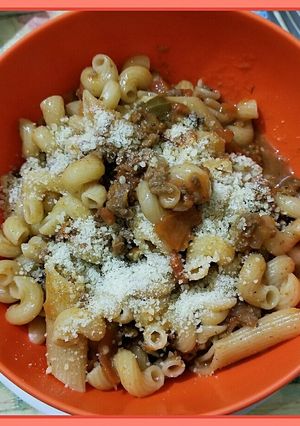 Una foto de Mix de fideos a la bolognesa con champiñones