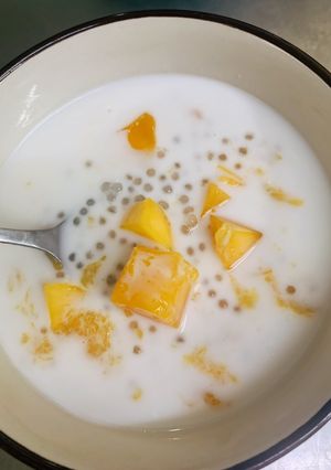 A picture of Large Batch Mango Sago with Coconut Milk.