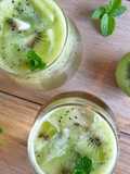 Mint, kiwi, appletizer and vodka punch