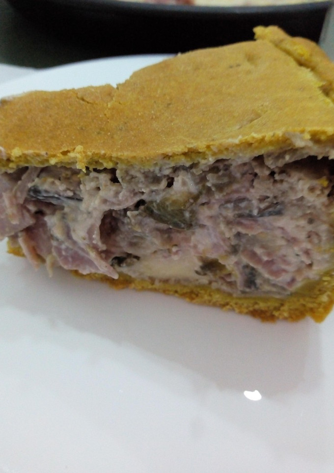 Una foto de Tarta de Berenjena y zapallito con masa casera
