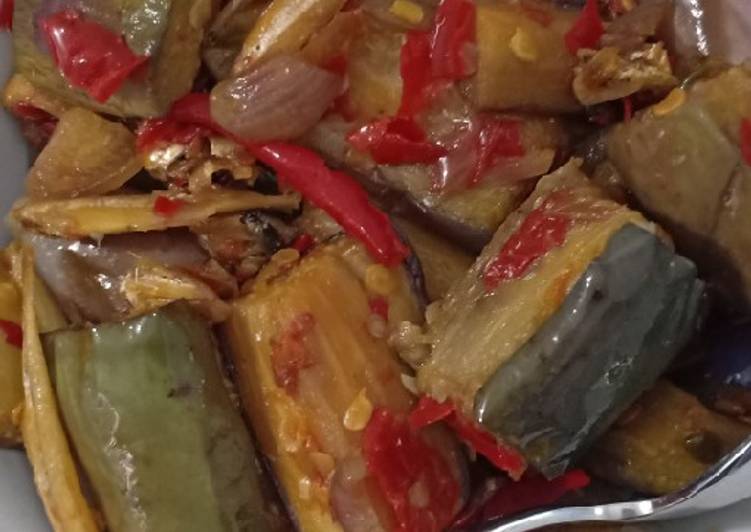 Resep Terong teri sambel bawang merah yang Bisa Manjain Lidah