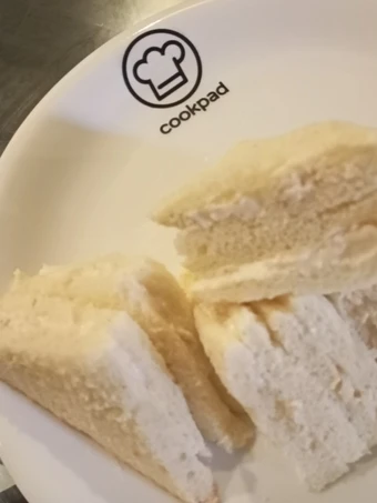 Easy Steps to Prepare Chicken spread sandwich which Delicious