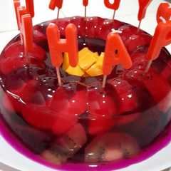 A picture of Puding buah tanpa pewarna.