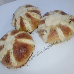 A picture of Cream Cheese Garlic Bread.