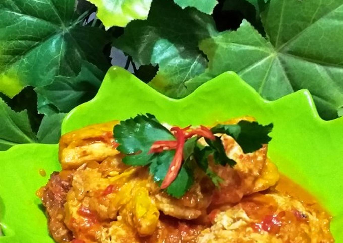 Telur ayam bumbu balado