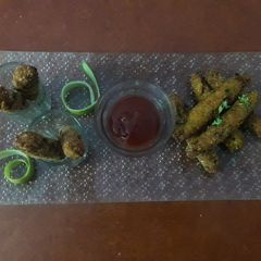 A picture of Moongdal fritters.