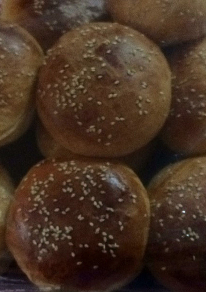 Una foto de Pan de leche relleno de queso