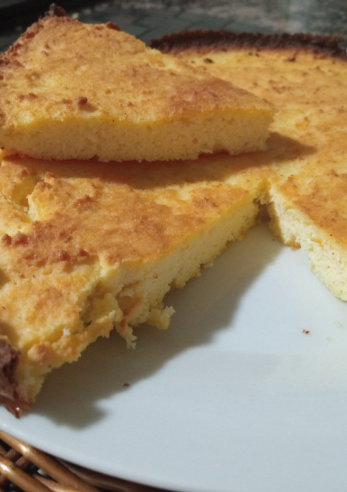 Una foto de Bizcocho de limón keto con harina de coco