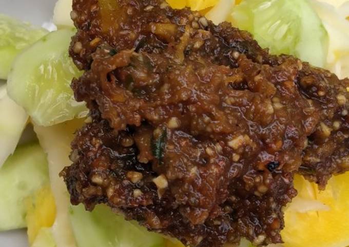 Rujak bumbu kacang