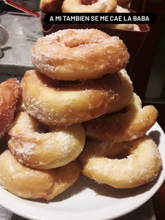 Una foto de Donuts !! Esponjosas y riquísimas