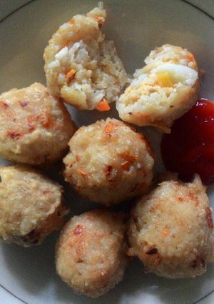 Foto resep Bola bola nasi goreng 😍😊
