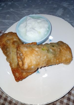 A picture of Chicken & Potato Rolls.