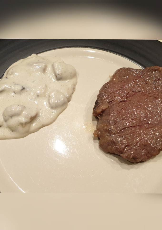 Una foto de Solomillo de ternera con salsa de champiñones
