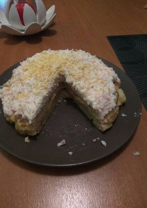 Una foto de Tortilla de patata rellena de York y queso