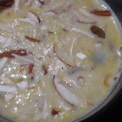 A picture of Besan hot milk.