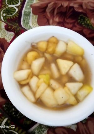 A picture of Orange juice chaat.