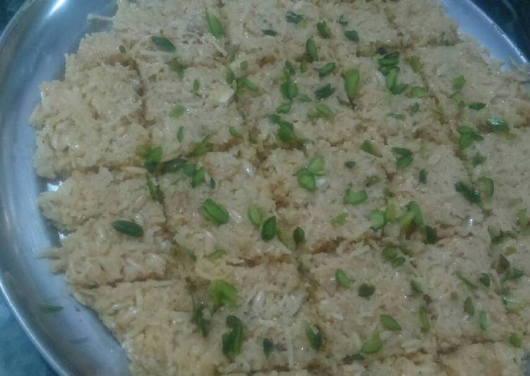 Recipe of Quick Nariyal ki barfi