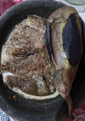 Foto resep Pecel Terong Penyet