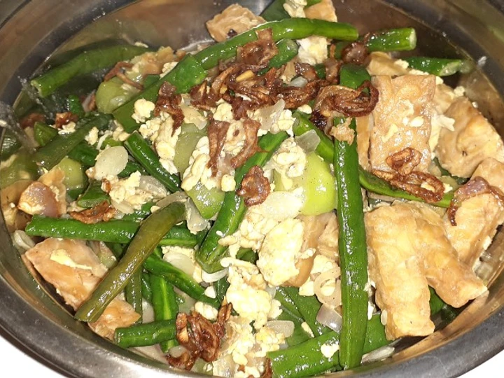 Langkah Gampang Menyiapkan Resep Tumis kacang panjang oyong tempe yang Enak Banget Anti Ribet, Mantap