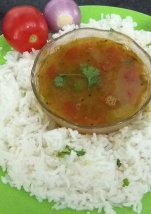 A picture of Tomato Dal And Rice.