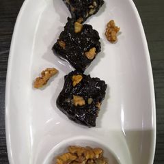 A picture of Chocolate walnut fudge.