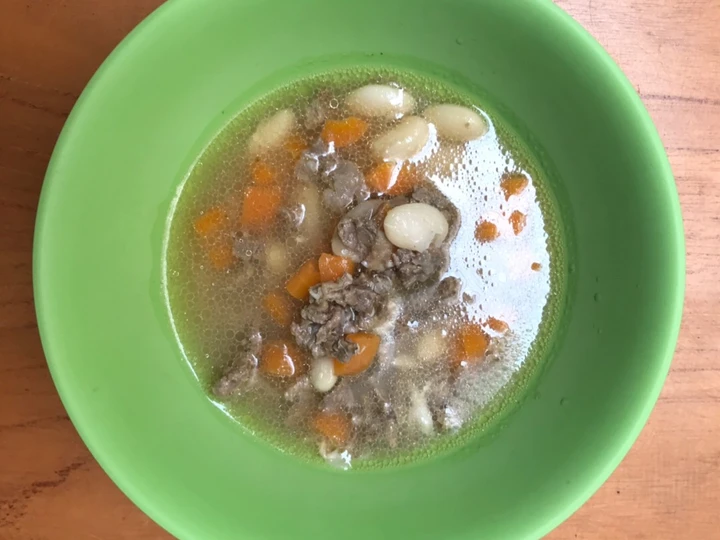 Langkah Mudah untuk Menyiapkan Resep MPASI 15 Bulan Sup Bening Daging Sapi, Kacang &amp;amp; Wortel Anti Ribet, Enak Banget