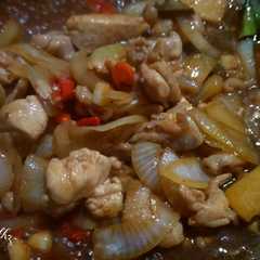 A picture of Tumis Ayam Kecap.