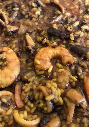 Una foto de Arroz de marisco y pescado