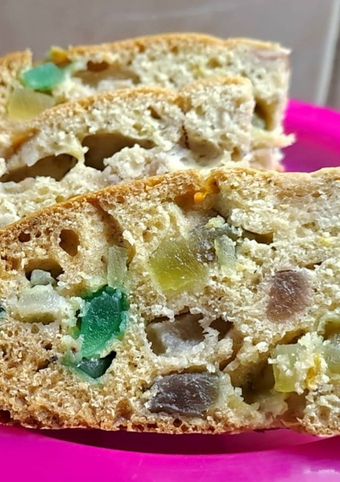 Una foto de Budín de peras y frutas escurridas sin azúcar y sin manteca