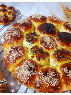 عکسی از دستور نان لانه زنبوری