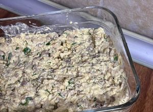 O poză a rețetei Salată de pui cu ciuperci și maioneză 🧄🍄‍🟫.