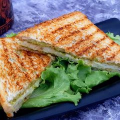 A picture of Grilled Paneer Sandwich.