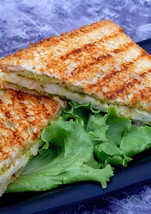 A picture of Grilled Paneer Sandwich.
