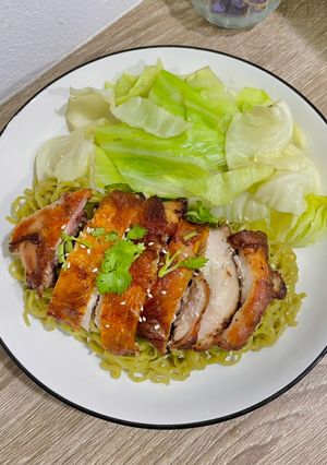รูปของ บะหมี่ผักไก่ย่างคีโต