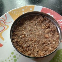 A picture of Ajwain ke laddu.