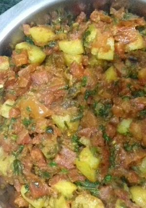 A picture of Carrot aloo ki sabji.