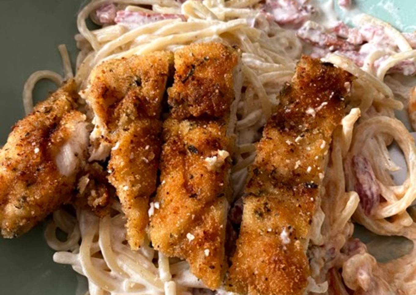 Spagettis a la carbonara con pollo