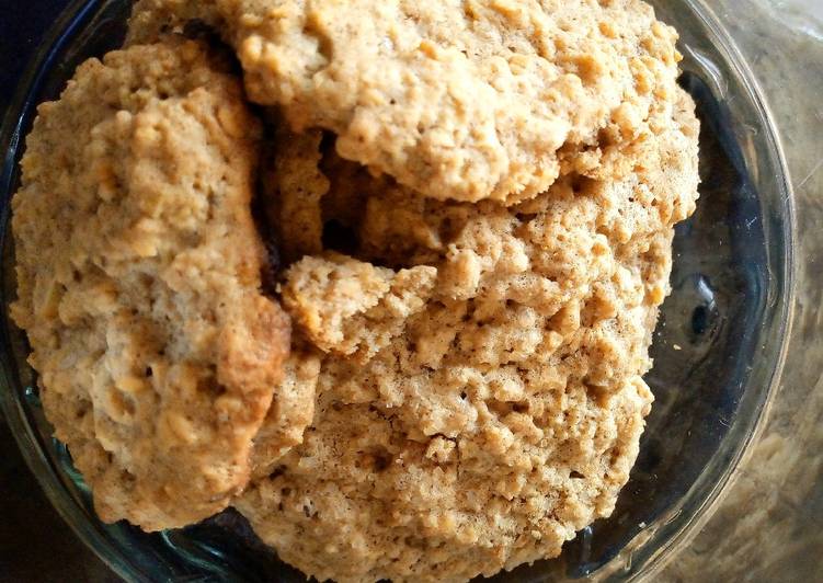 My husband's favourite OATMEAL SPICE COOKIES