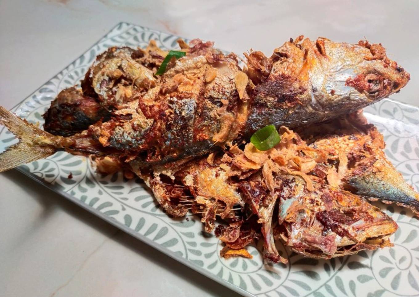 Ikan Kembung Goreng Renyah