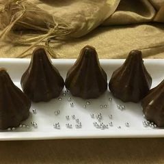 A picture of Biscuit modak.