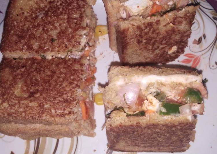 Recipe of Super Quick Homemade Peri Peri Sandwich-piri piri sandwich