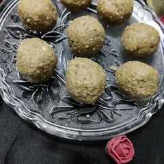 A picture of Till gud ke laddoo.