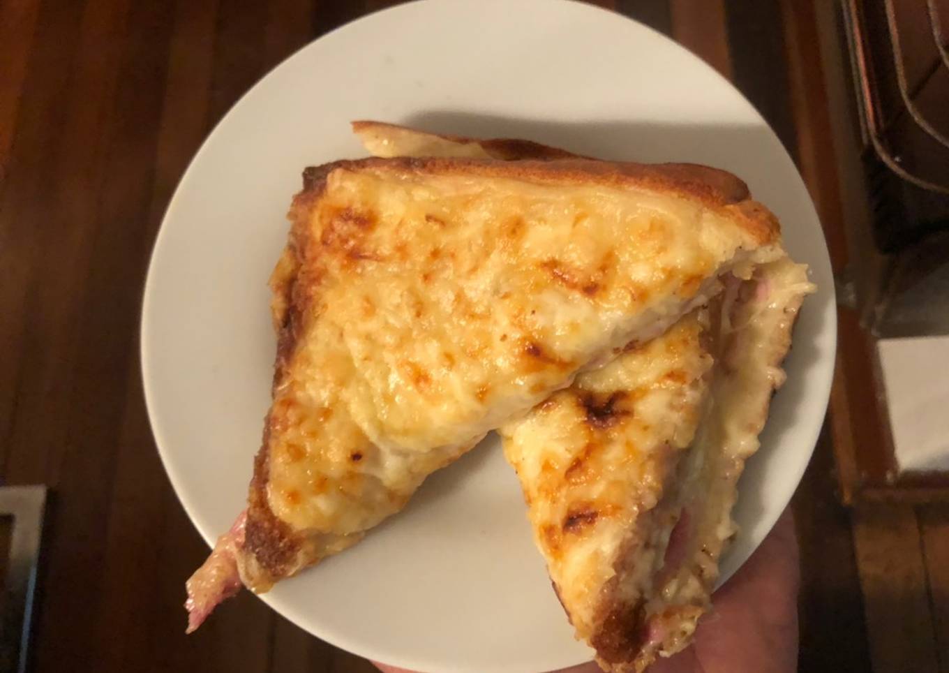 Sándwich croque monsieur