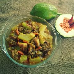Green Papaya and Beef Curry with Lentil ♥ A picture of Green Papaya and Beef Curry with Lentil ♥.