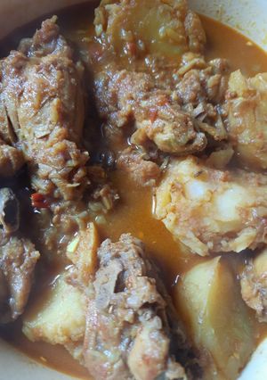 চিকেন কারি (Chicken curry recipe in Bengali) রেসিপির প্রধান ছবি