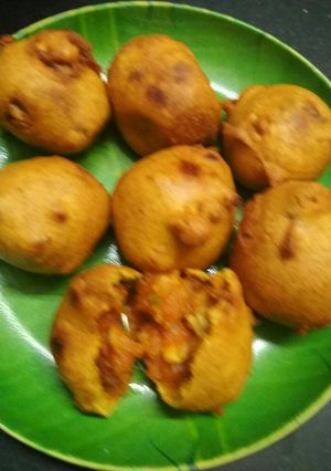 A picture of Aloo kofta.