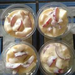 A picture of Salad buah.
